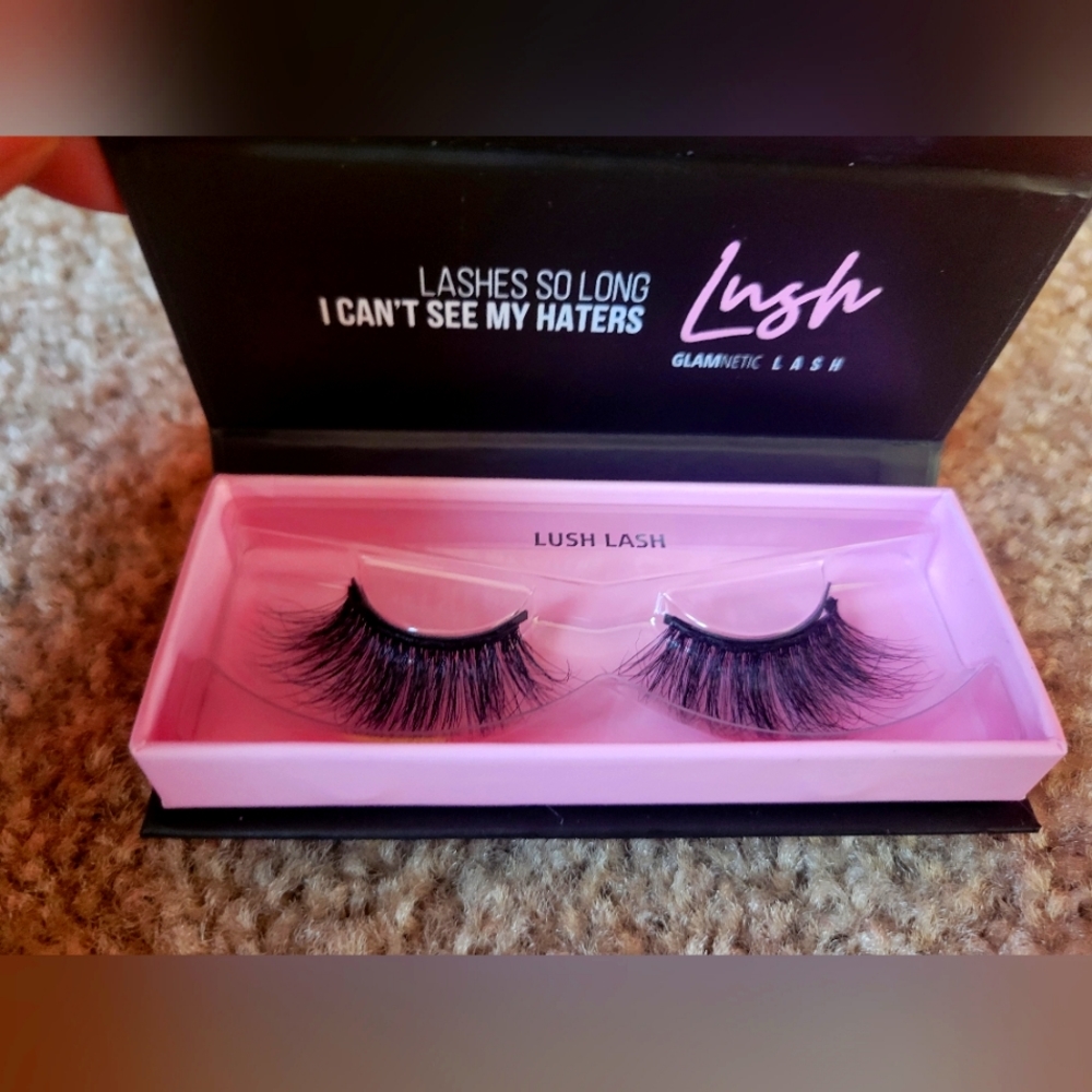NIB GlamNetic Livin' lashes